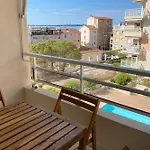 06ai - Beautiful Renovated - Sea And Pool View Apartament