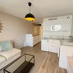06ai - Beautiful Renovated - Sea And Pool View *