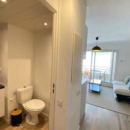Apartamento 06ai - Beautiful Renovated - Sea And Pool View Vallauris